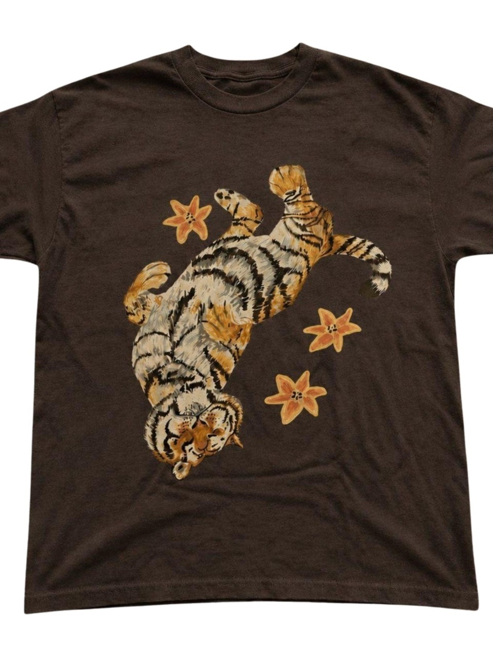 Gildan Brown Tee with Playful Tiger & Floral Graphic Casual Style